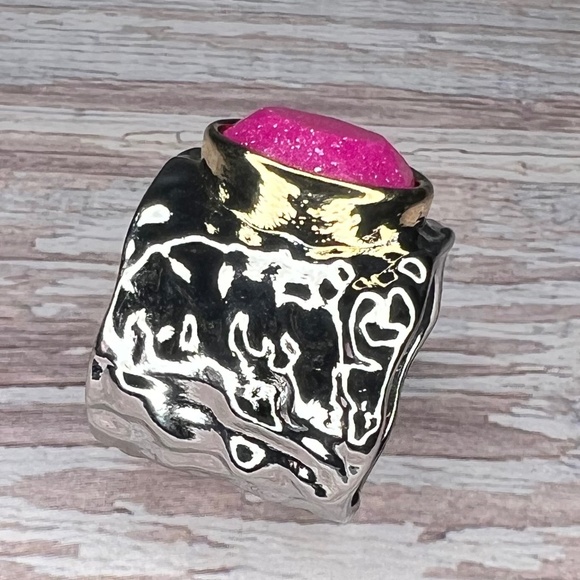 Wide Band Ring with Pink Oval Resin Stone - Picture 6 of 6